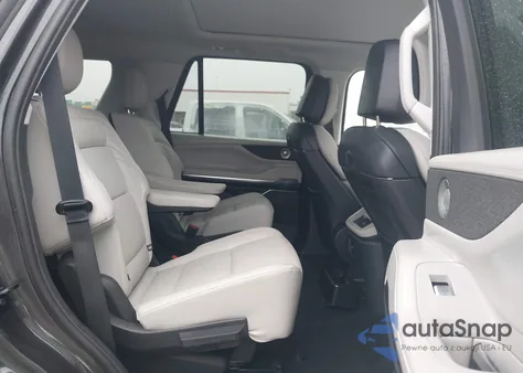 2025 Lincoln Navigator Reserve from USA, damaged, VIN 5LMJJ2LG4SEL10107